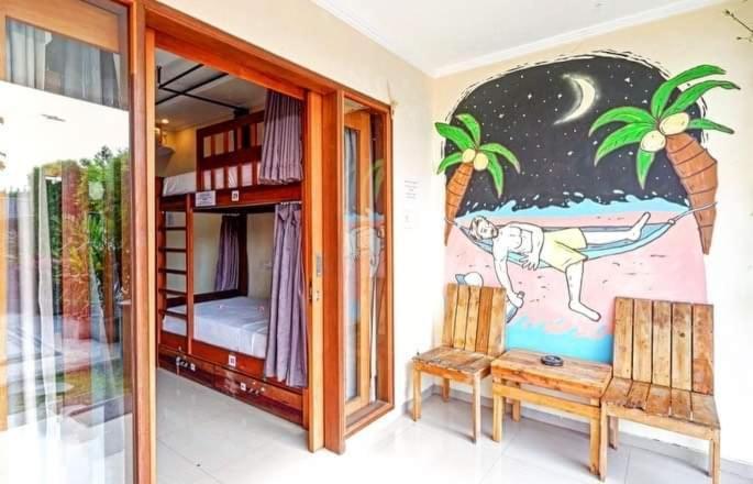 Castaway Hostel Canggu Buitenkant foto